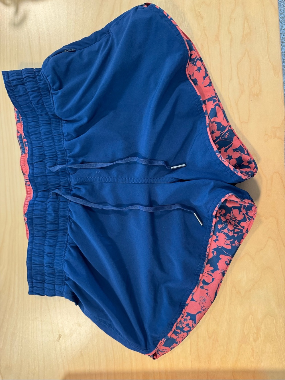Lululemon Reversible Running Shorts – Navy & Coral Floral